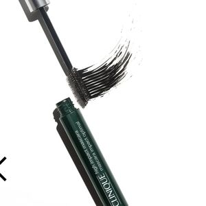 Clinique high impact mascara. BLACK